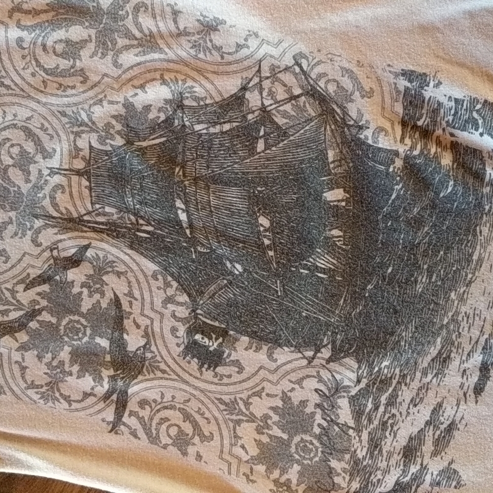 🎃 Great Sailing Ship Tee! Sz M